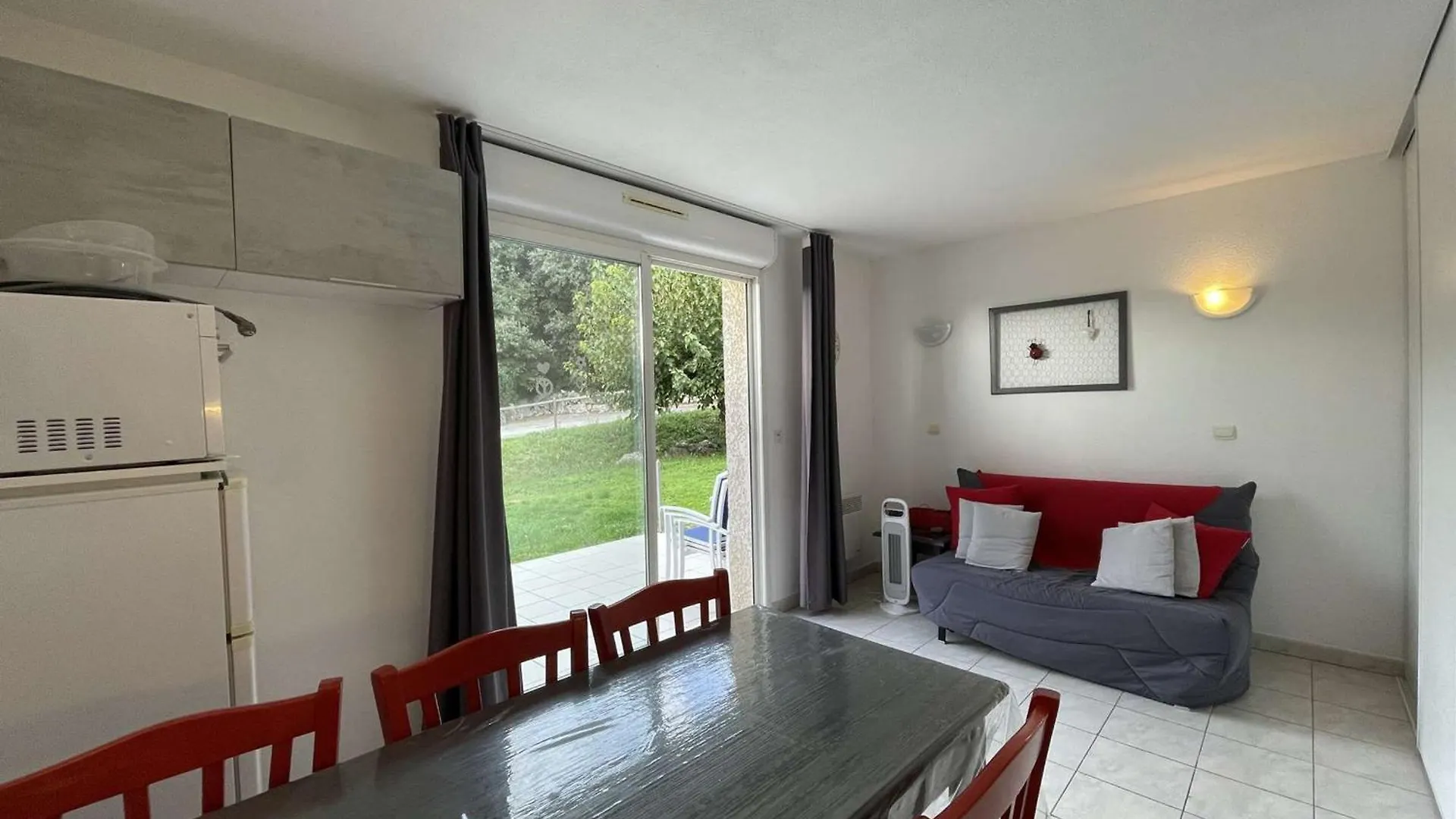 Maison T3 Climatisee Avec Piscine, Animaux Admis, Parking - Fr-1-382-215 Salavas 0*,